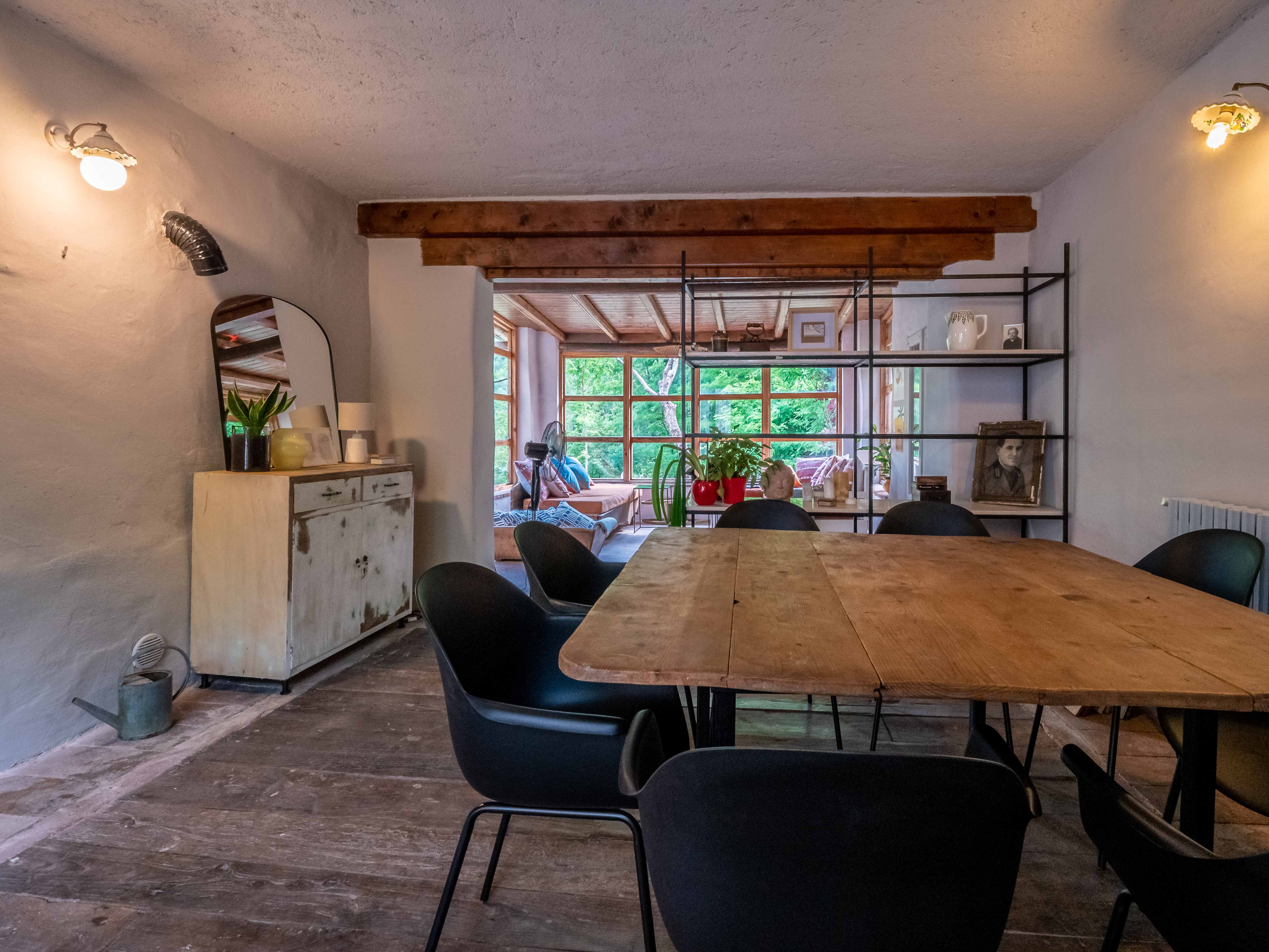 12-person dining table